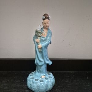 Vintage Chinese Flower Frog Or Cigarette Holder RARE